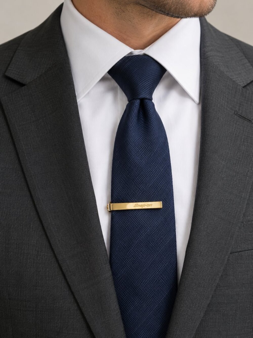 Vintage Gold-Tone Snap-On Tools tie clip